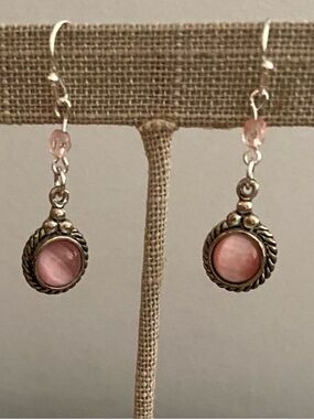Vintage Pretty Cat’s Eye dangle earrings